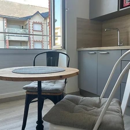 Elegant, Central, Pour 2 Personnes * Pornic