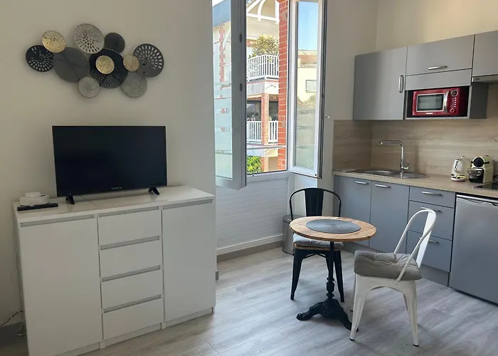 Elegant, Central, Pour 2 Personnes *